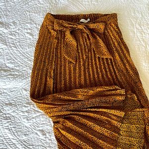 Lush Knife-Pleat Accordion Midi Skirt